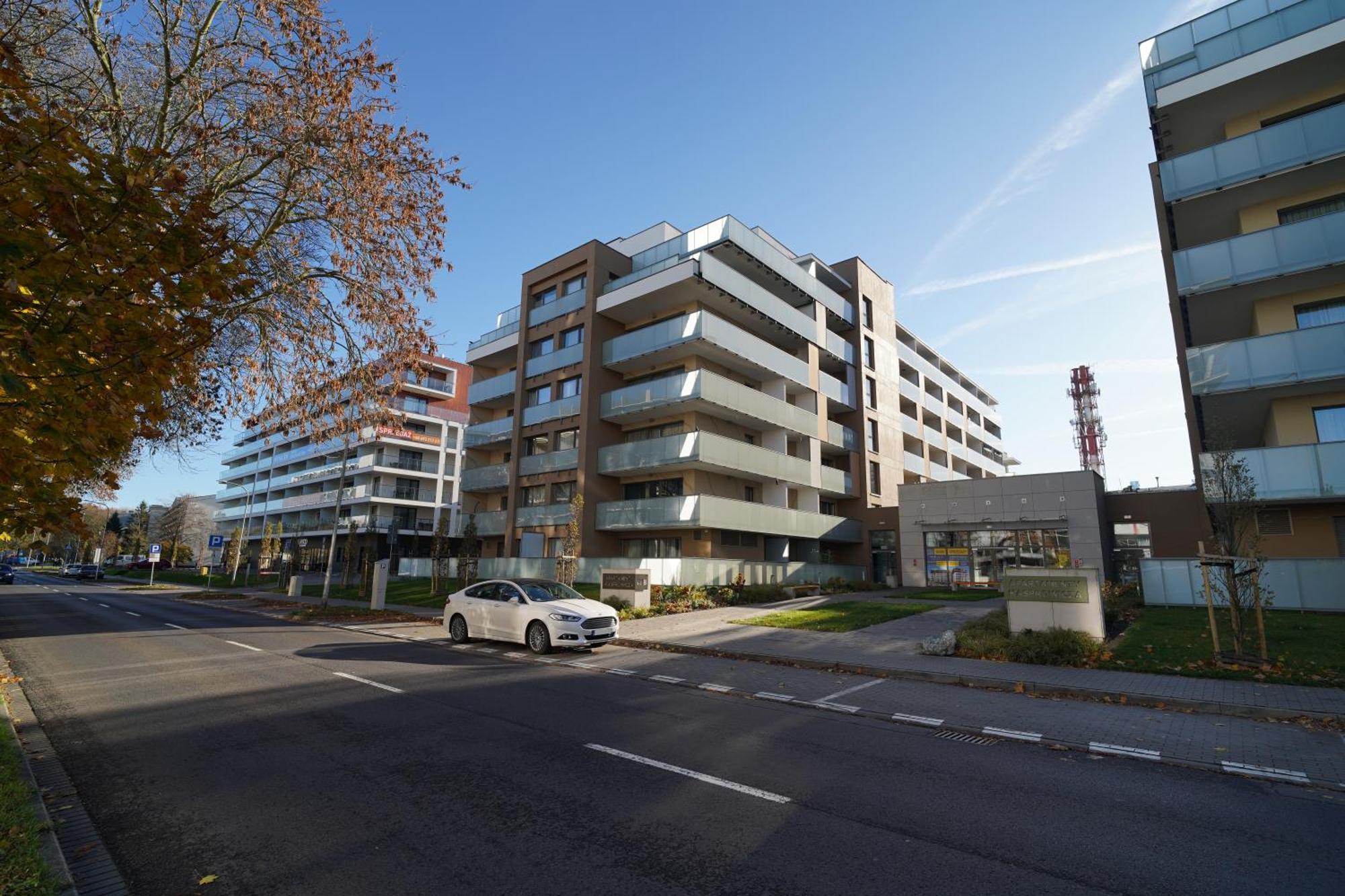 Lulu Apartments - Pod Masztami - Apartament Dwupokojowy - Basen Silownia Parking コウォブジェク エクステリア 写真