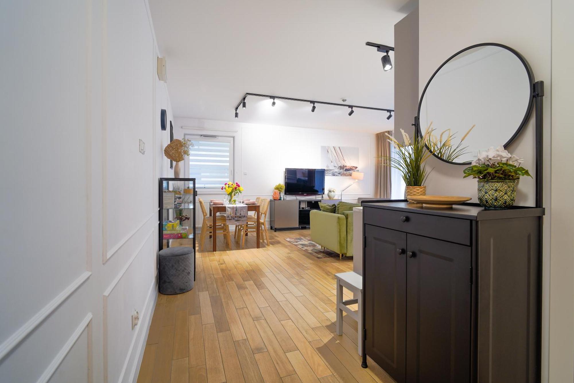 Lulu Apartments - Pod Masztami - Apartament Dwupokojowy - Basen Silownia Parking コウォブジェク エクステリア 写真