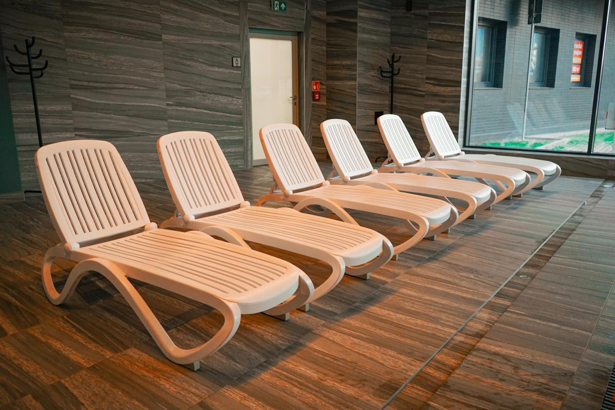 Lulu Apartments - Pod Masztami - Apartament Dwupokojowy - Basen Silownia Parking コウォブジェク エクステリア 写真